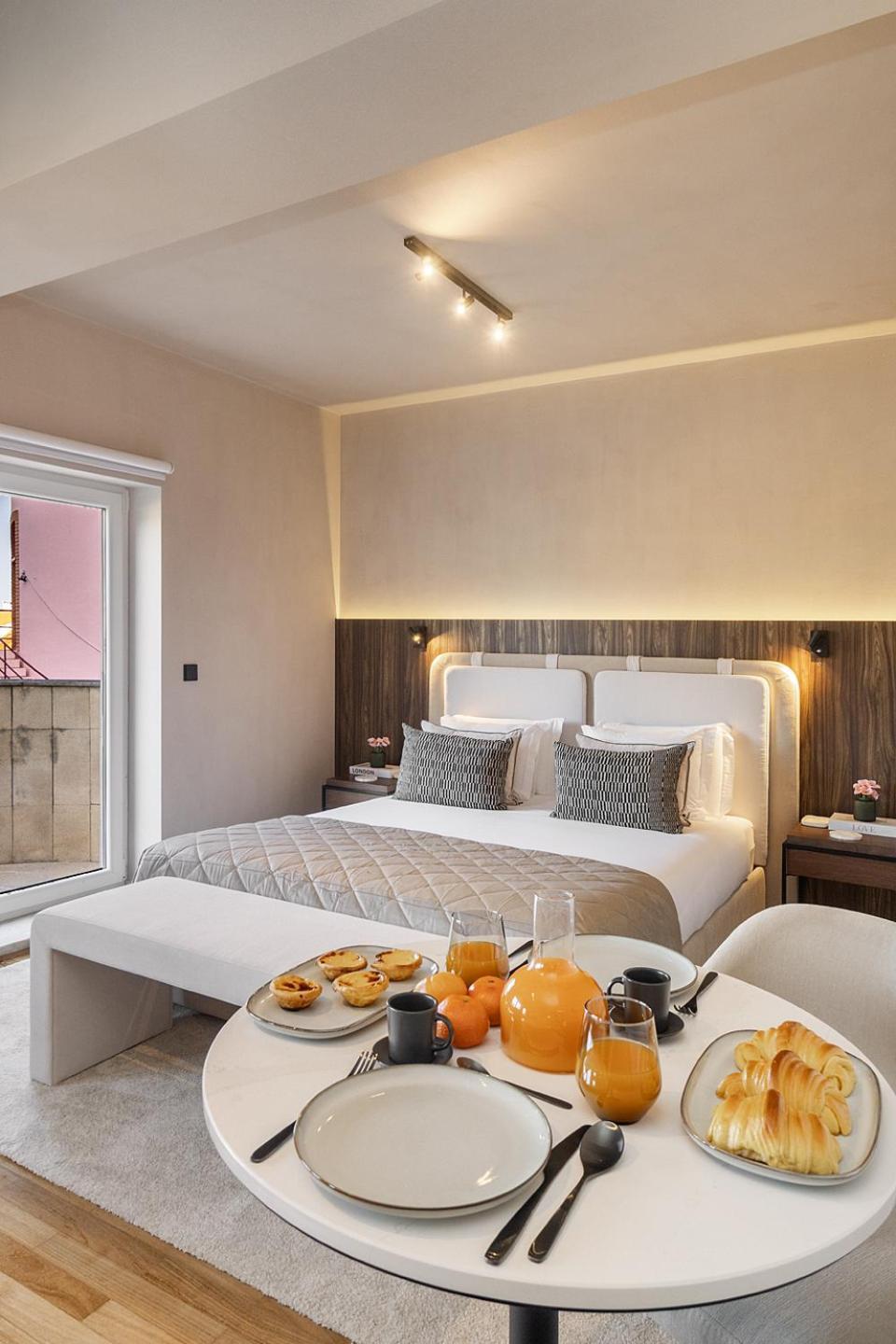 Whome Dream Unmatched Elegance And Comfort Lissabon